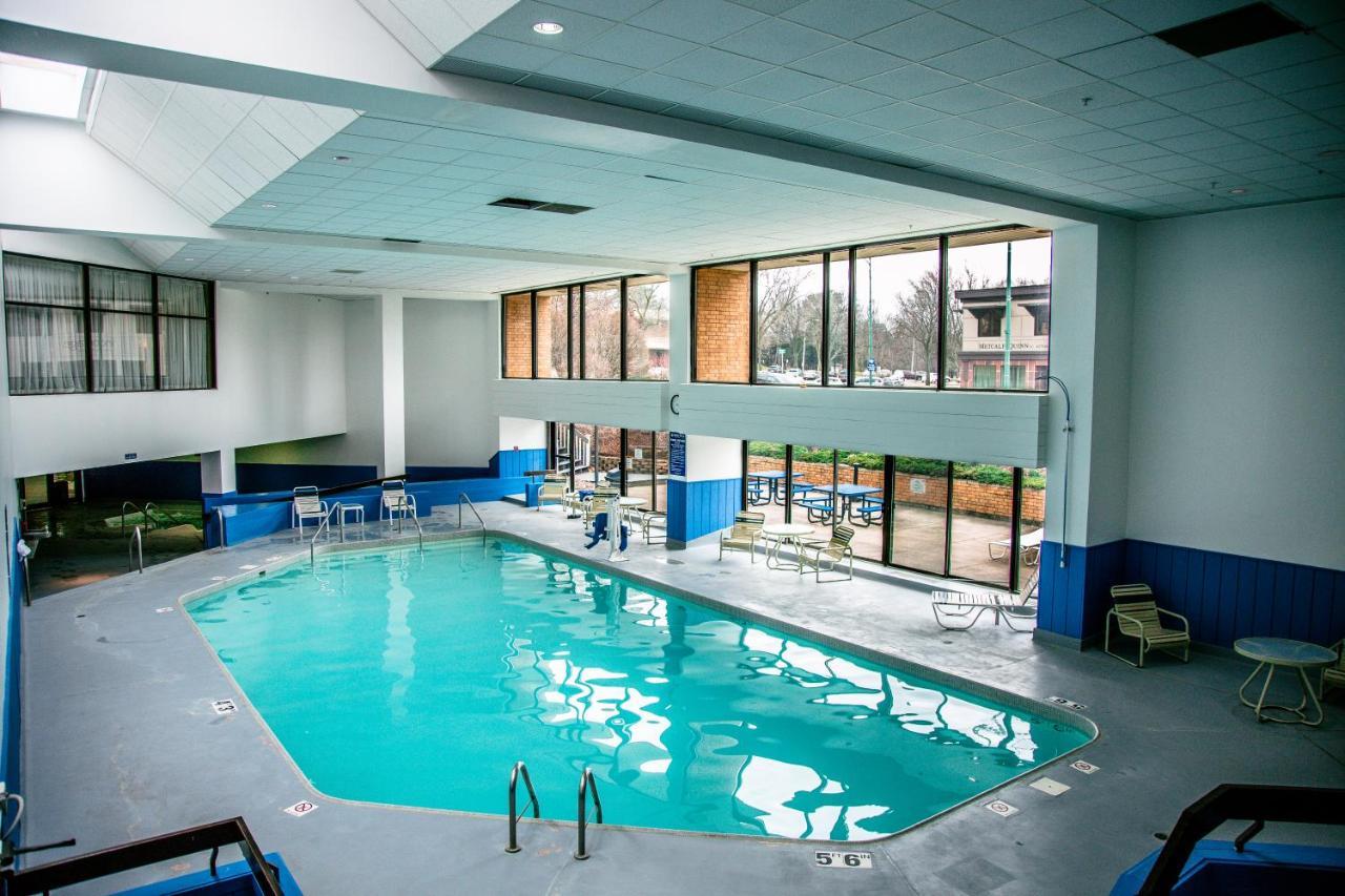 Hotel Mead Resorts & Conventions Center Wisconsin Rapids Bagian luar foto