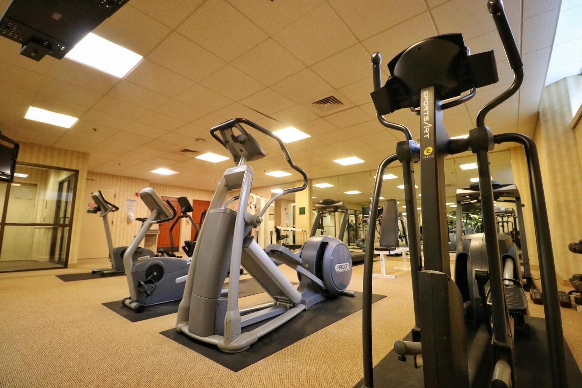 Hotel Mead Resorts & Conventions Center Wisconsin Rapids Bagian luar foto