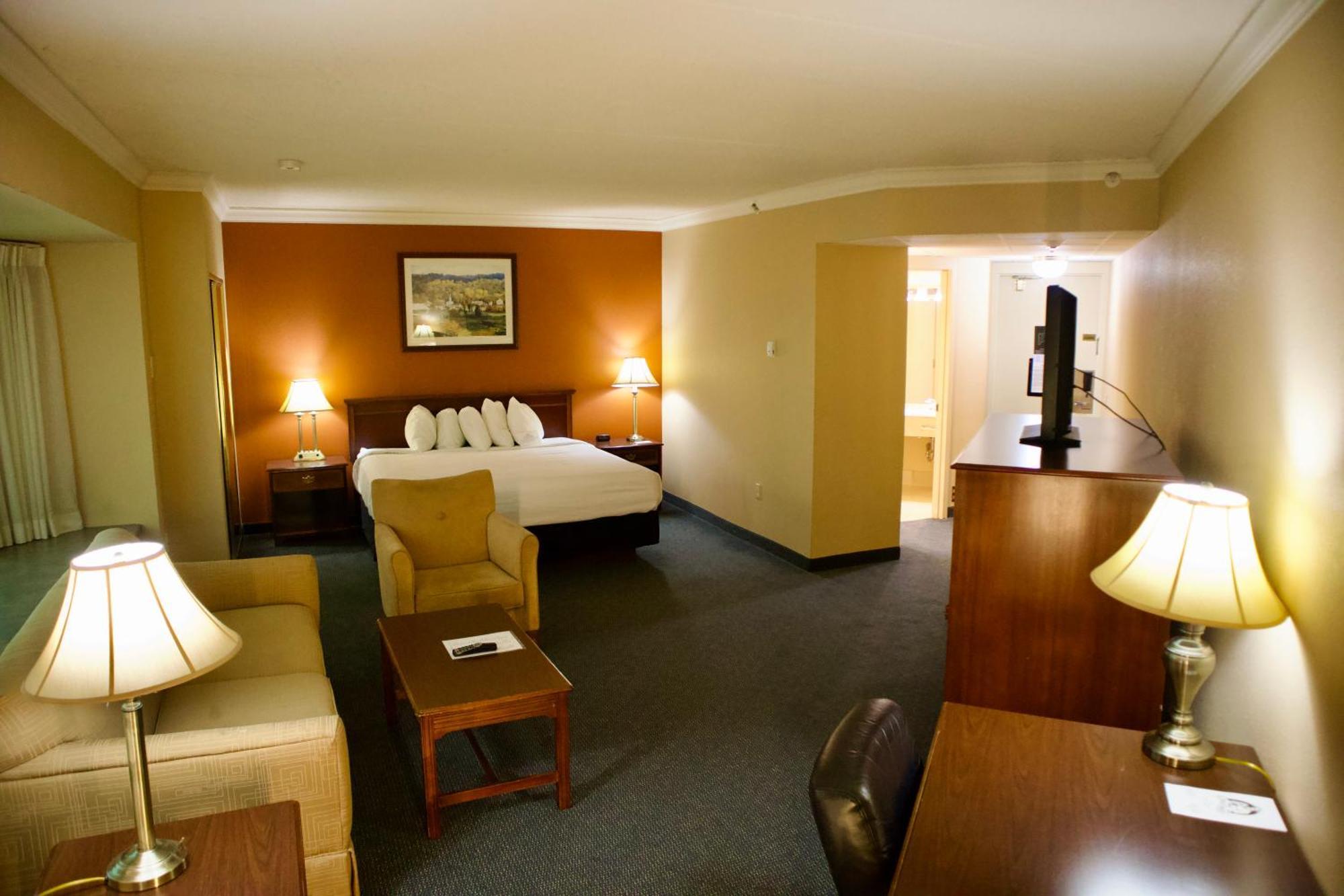 Hotel Mead Resorts & Conventions Center Wisconsin Rapids Bagian luar foto