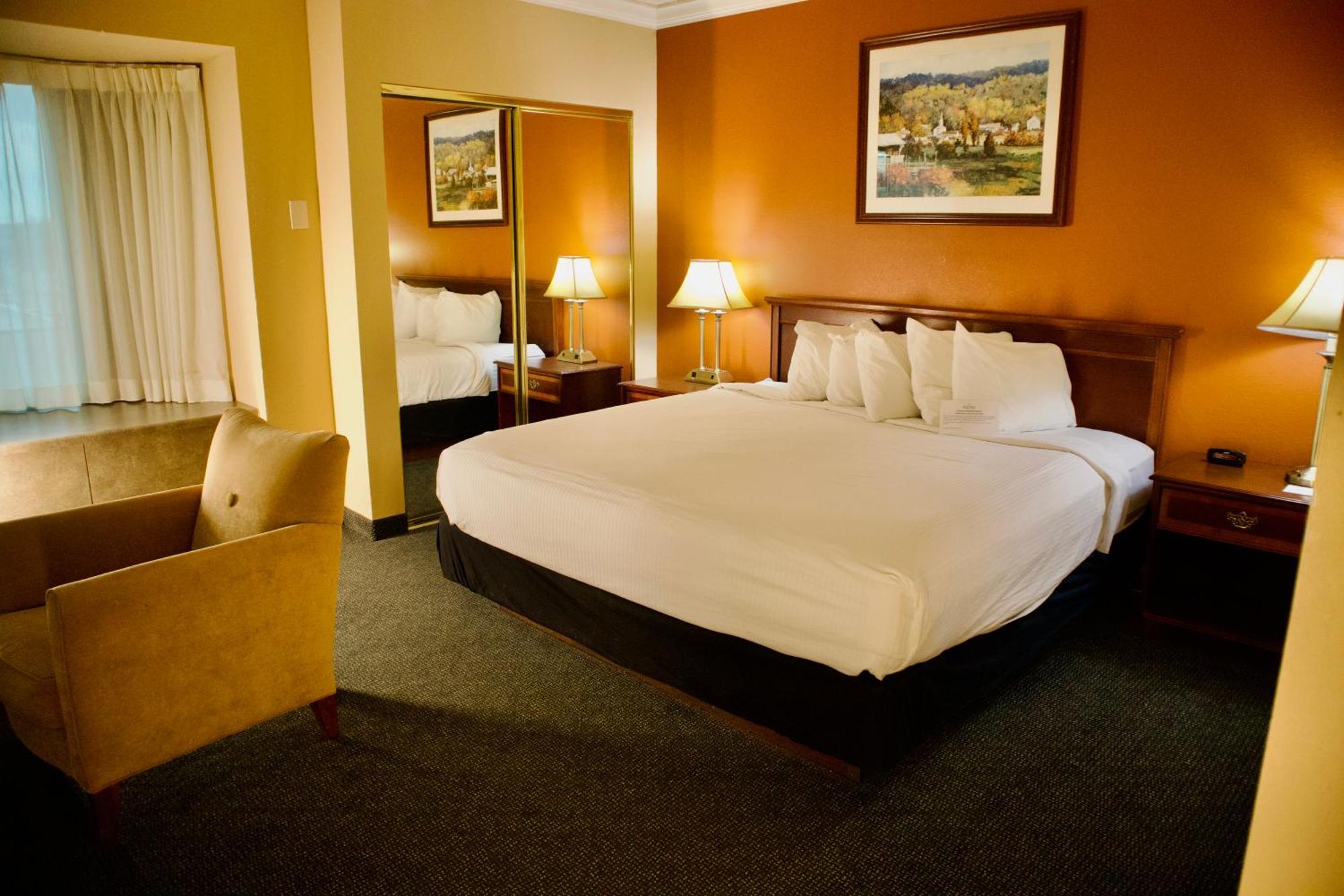 Hotel Mead Resorts & Conventions Center Wisconsin Rapids Bagian luar foto