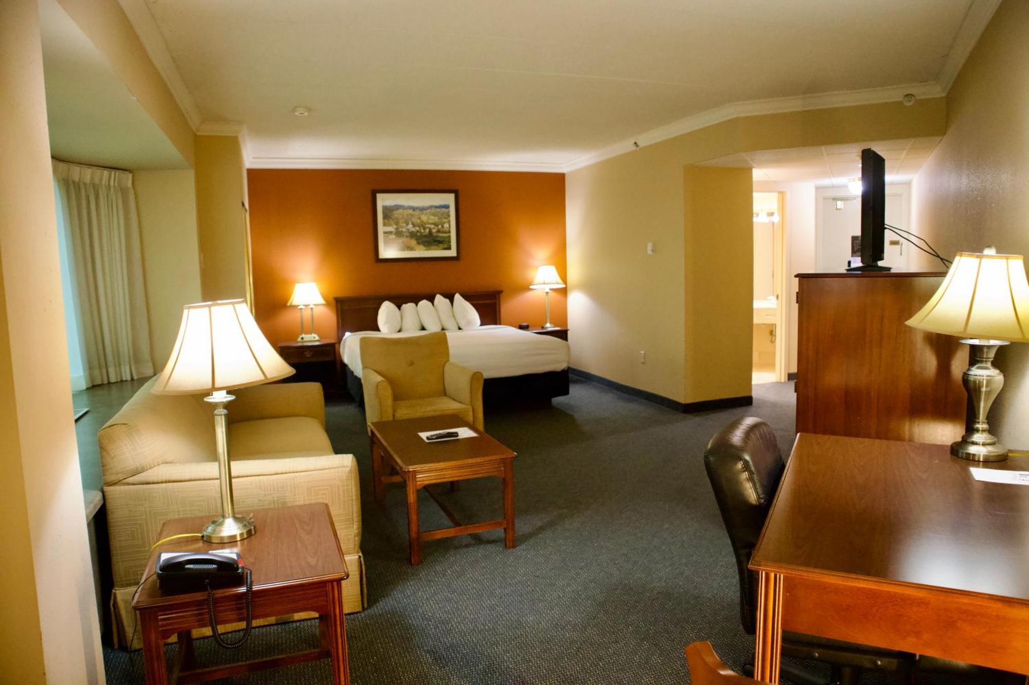 Hotel Mead Resorts & Conventions Center Wisconsin Rapids Bagian luar foto