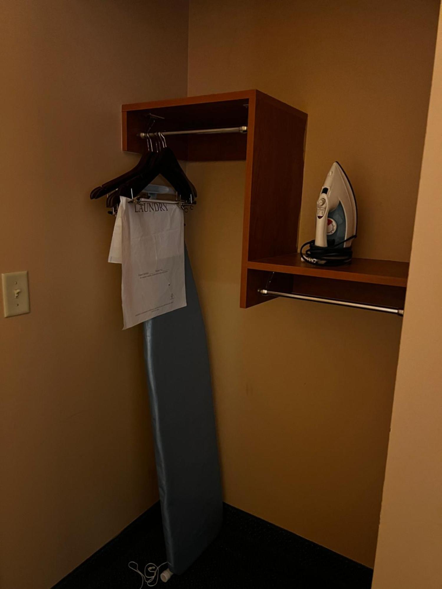 Hotel Mead Resorts & Conventions Center Wisconsin Rapids Bagian luar foto