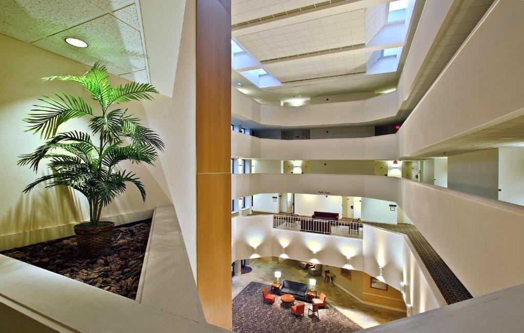 Hotel Mead Resorts & Conventions Center Wisconsin Rapids Bagian luar foto